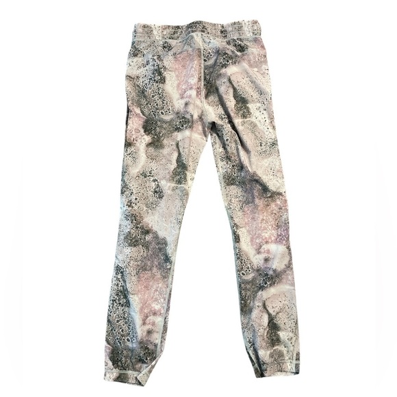 Lululemon Namaskar Pant II in Sugar Crush Multi - size 6 - Picture 8 of 12